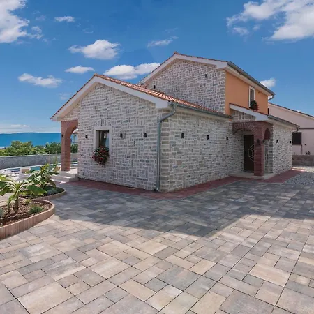 Lovely In Krk With Kitchen Holiday home *