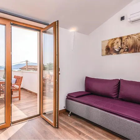 Holiday home Lovely In Krk With Kitchen *