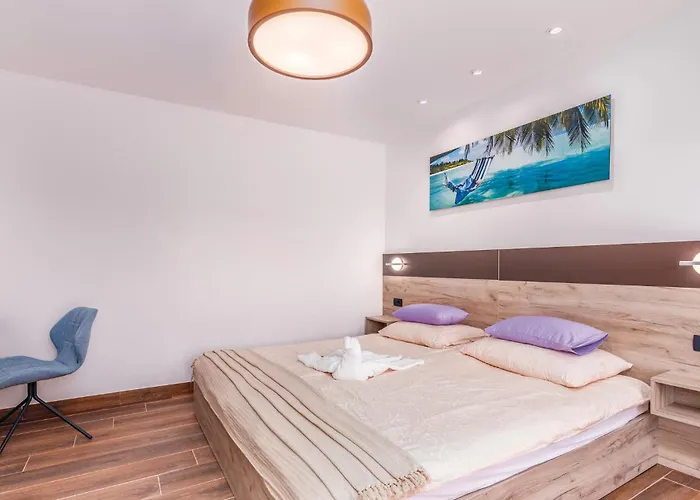 Feriehus Lovely In Krk With Kitchen *