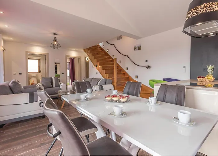 Lovely In Krk With Kitchen *